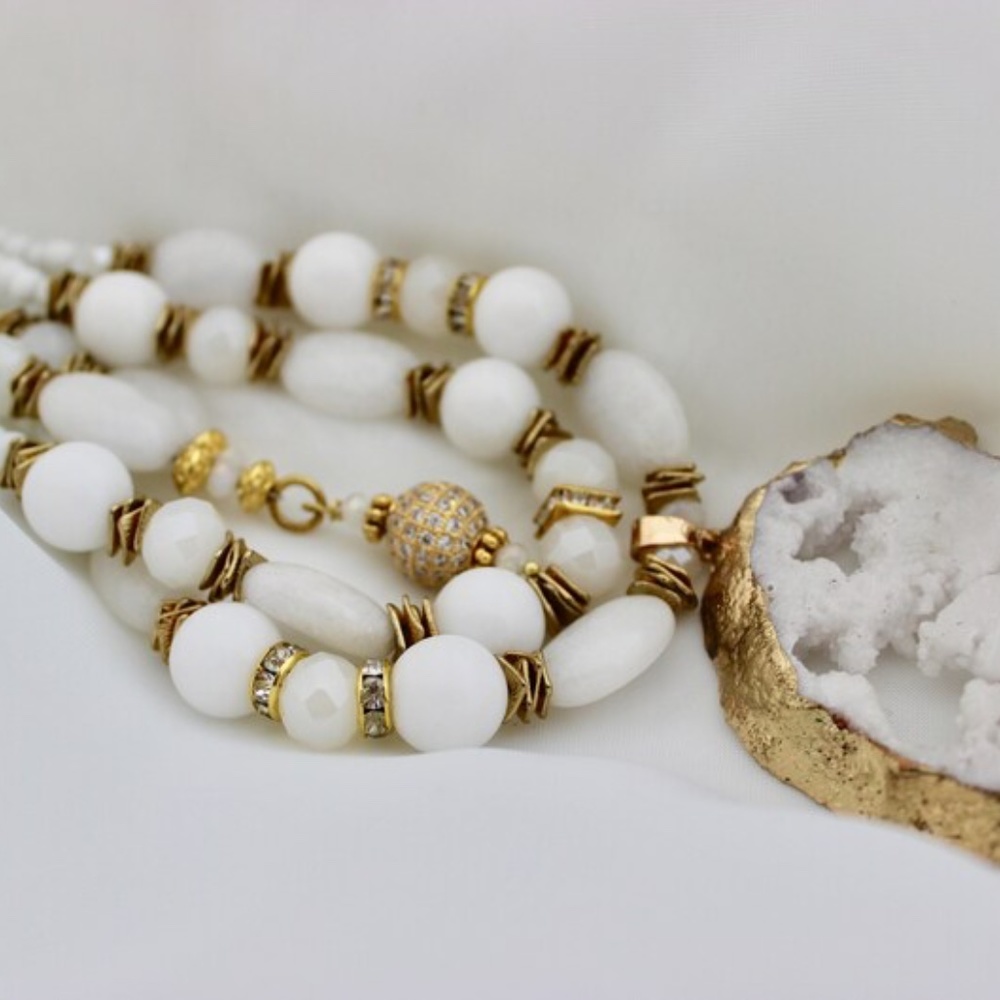 White Gold Bronze Druzy Pendant Necklace, Multi Layers White Stone Crystals Neck - Picture 3 of 10